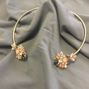 Open band collar necklace with vintage feel